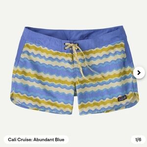 Patagonia W's Wavefarer Boardshorts - 5 In.